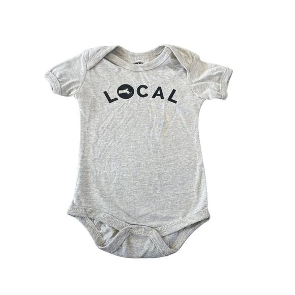 NWOT Home Free Massachusetts Local Bodysuit Size 18M - Picture 1 of 4